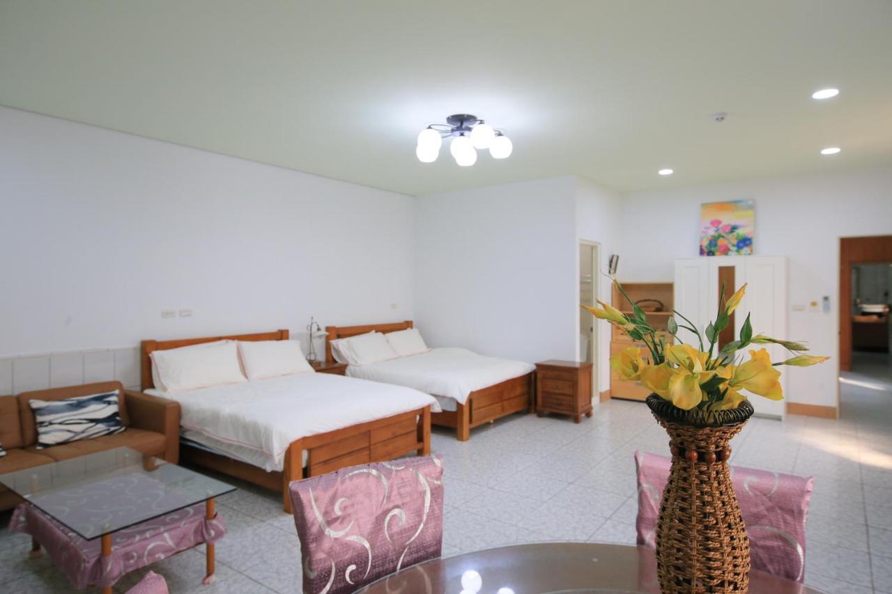 Bridgeside Homestay Pingtung Dış mekan fotoğraf